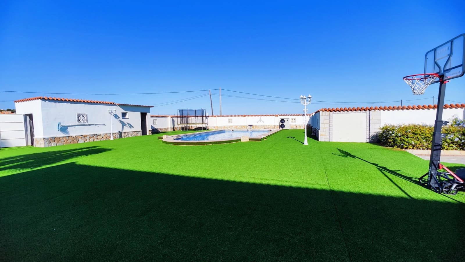 Chalet de 5 habitaciones en San Miguel de Salinas en venta con piscina garaje - 1.499.000 € (Ref: 9198862)