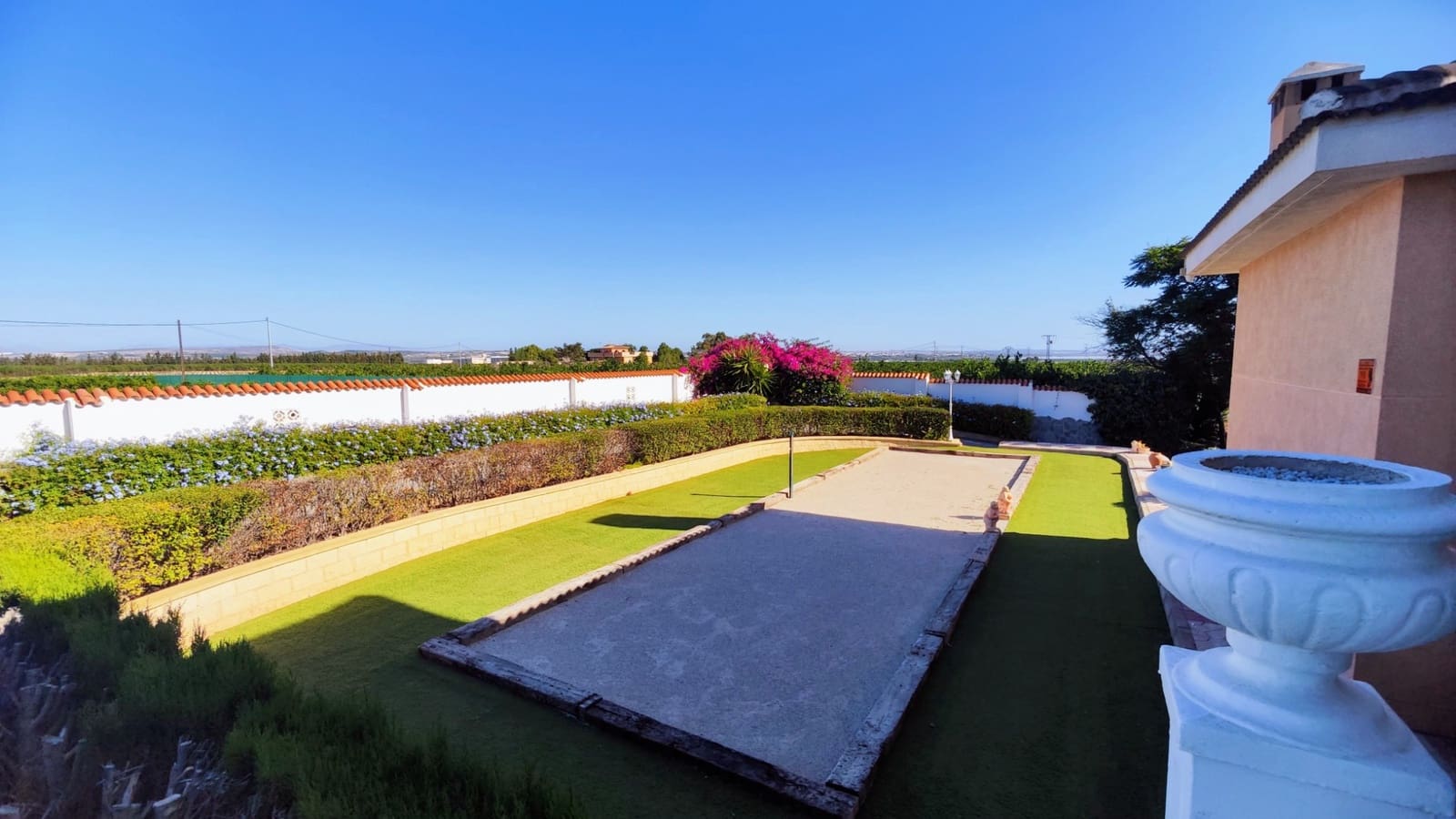 Chalet de 5 habitaciones en San Miguel de Salinas en venta con piscina garaje - 1.499.000 € (Ref: 9198862)