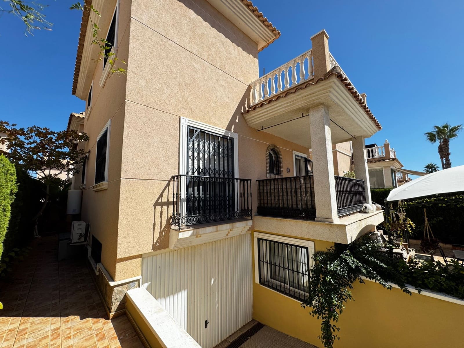 4 soveværelse Villa til salg i Los Altos med swimmingpool - € 340.000 (Ref: 9198863)