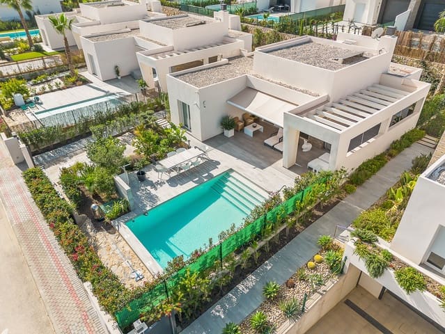 3 sypialnia Willa na sprzedaż w Algorfa z basenem garażem - 679 500 € (Ref: 9198868)