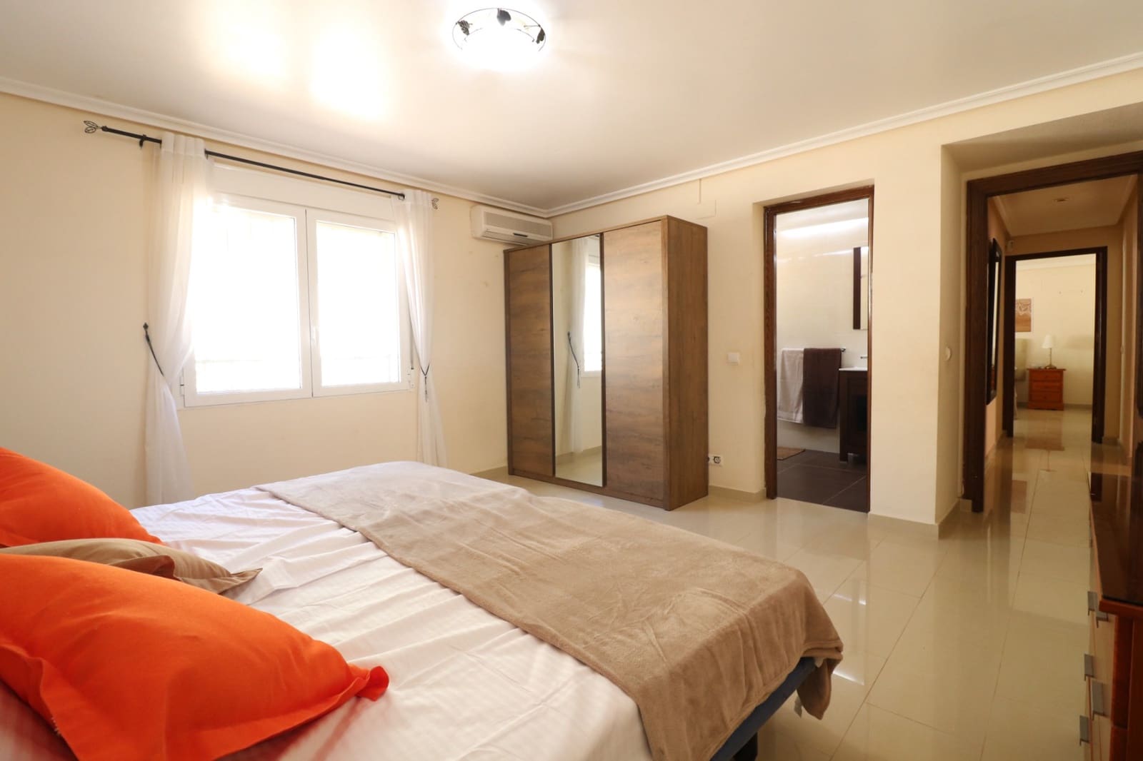 6 slaapkamer Villa te koop in La Marina met zwembad garage - € 649.000 (Ref: 9198871)