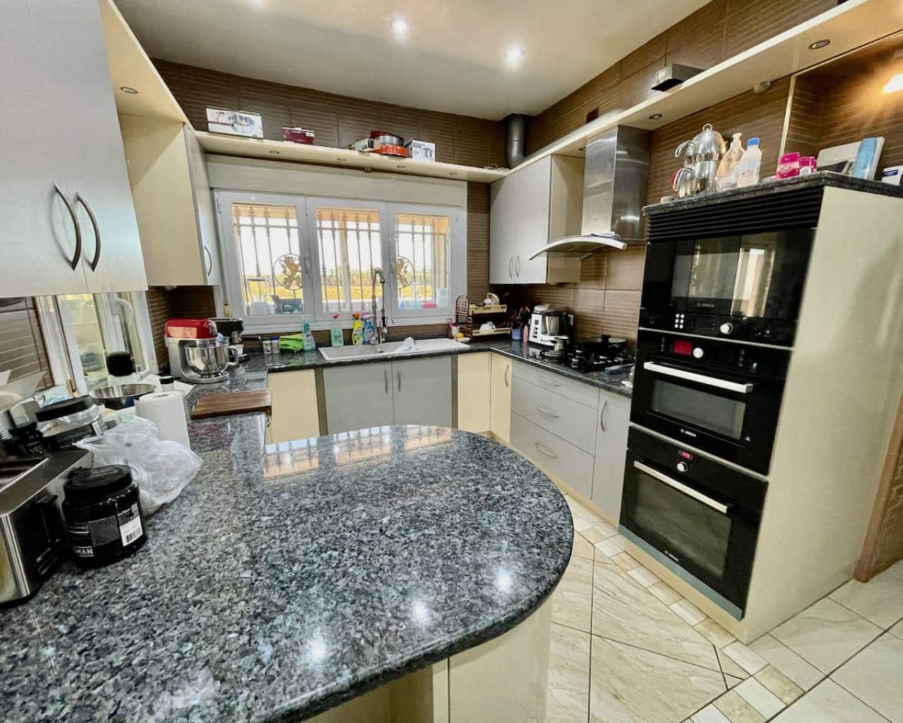 6 chambre Villa/Maison à vendre à Guardamar del Segura avec piscine garage - 900 000 € (Ref: 9198878)