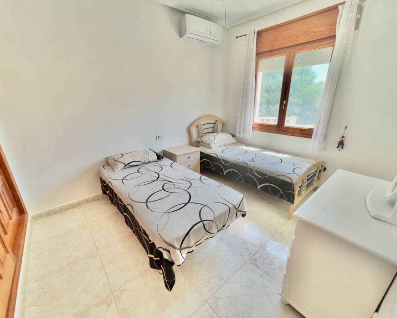 5 bedroom Villa for sale in Ciudad Quesada with pool garage - € 525,000 (Ref: 9198879)