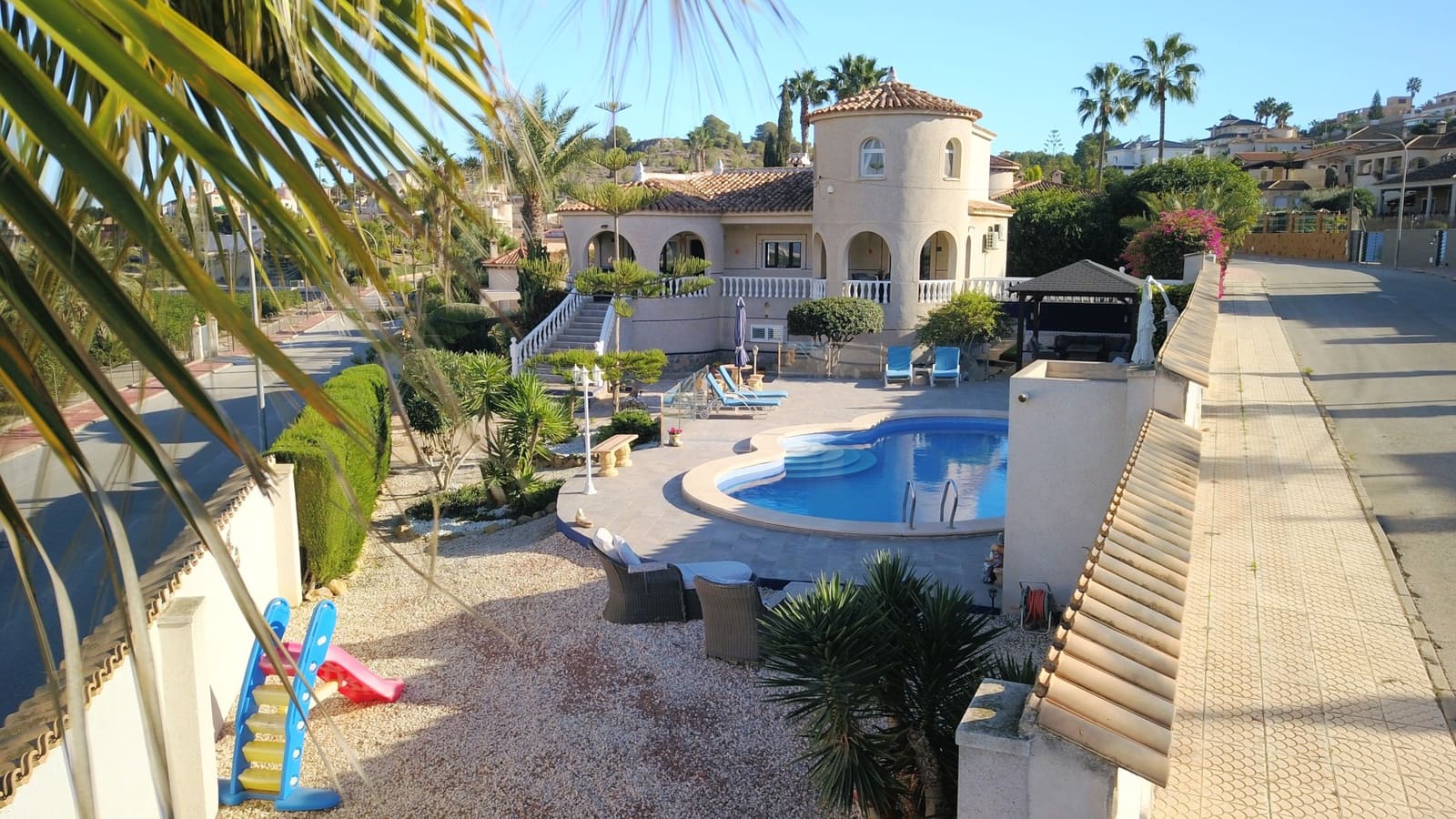 5 slaapkamer Villa te koop in Algorfa met zwembad garage - € 685.000 (Ref: 9198887)