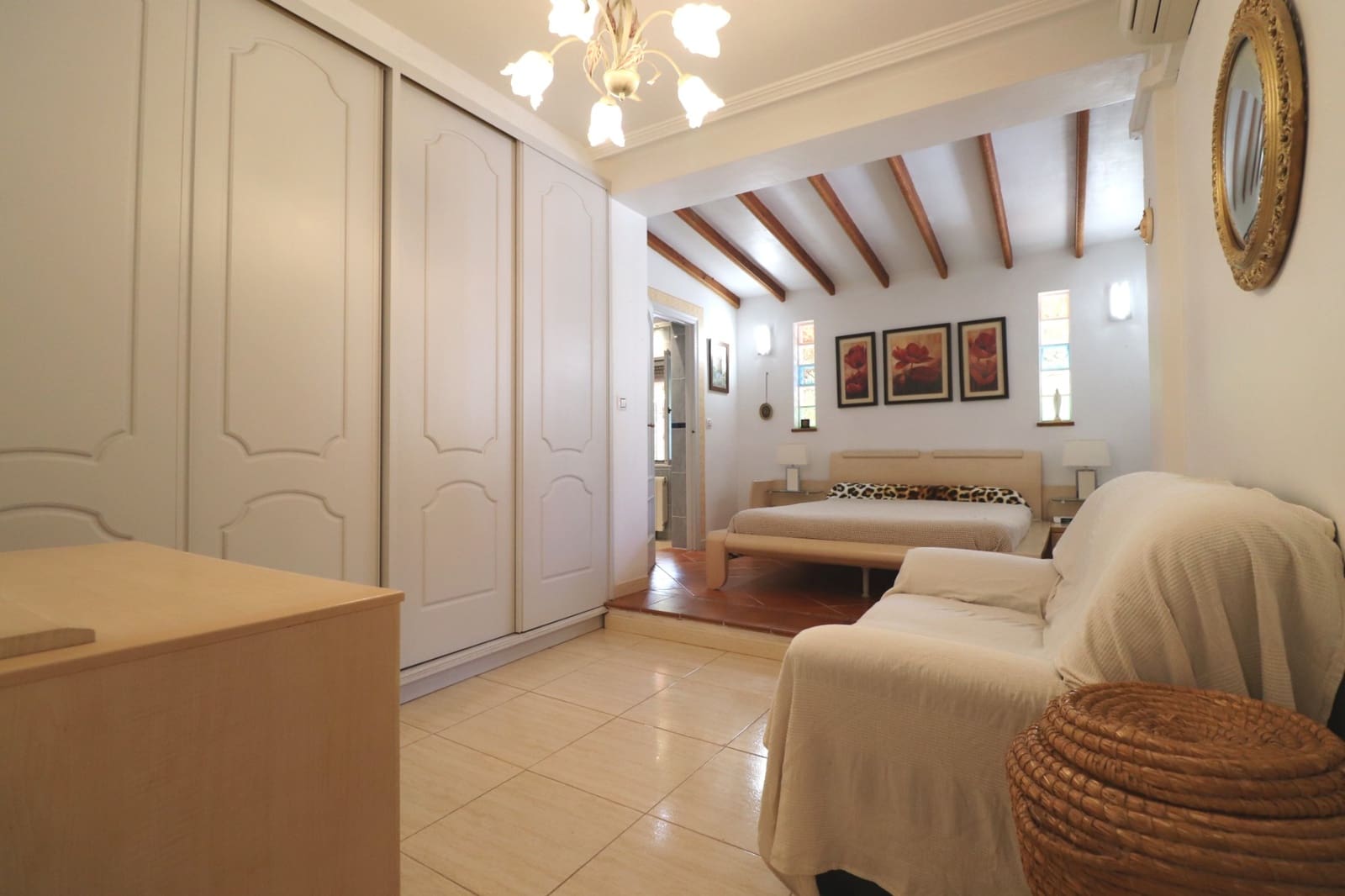 Chalet de 3 habitaciones en Algorfa en venta con piscina garaje - 549.500 € (Ref: 9198888)