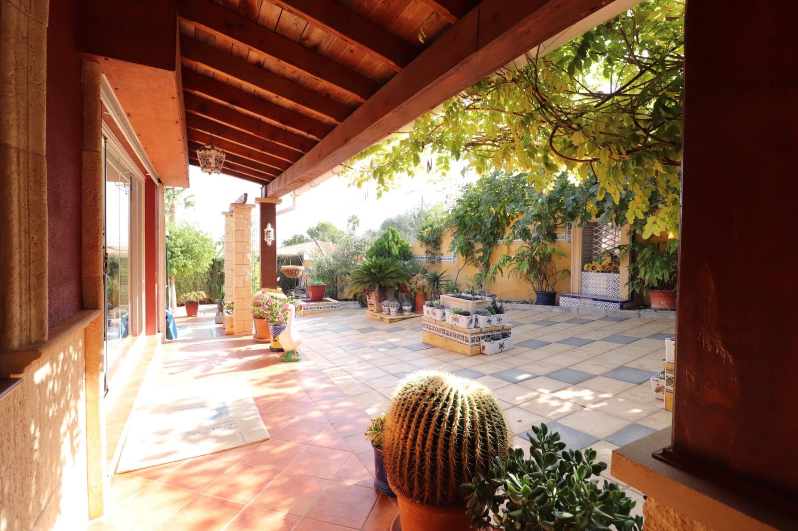 Chalet de 3 habitaciones en Algorfa en venta con piscina garaje - 549.500 € (Ref: 9198888)