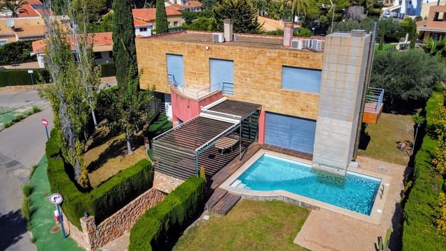 4 soveværelse Villa til salg i Dehesa de Campoamor, Orihuela med swimmingpool garage - € 1.839.000 (Ref: 9198892)