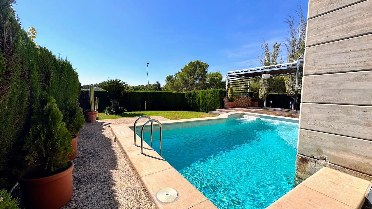 4 soveværelse Villa til salg i Dehesa de Campoamor med swimmingpool garage - € 1.839.000 (Ref: 9198892)