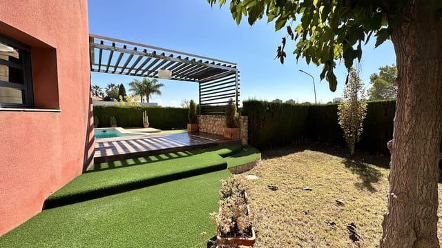 4 soveværelse Villa til salg i Dehesa de Campoamor, Orihuela med swimmingpool garage - € 1.839.000 (Ref: 9198892)