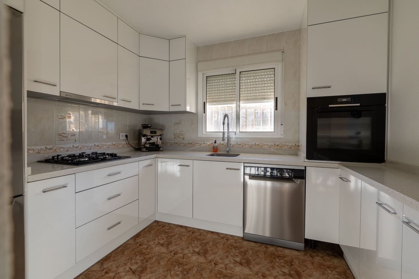 5 slaapkamer Villa te koop in Benijofar met zwembad - € 549.000 (Ref: 9198897)