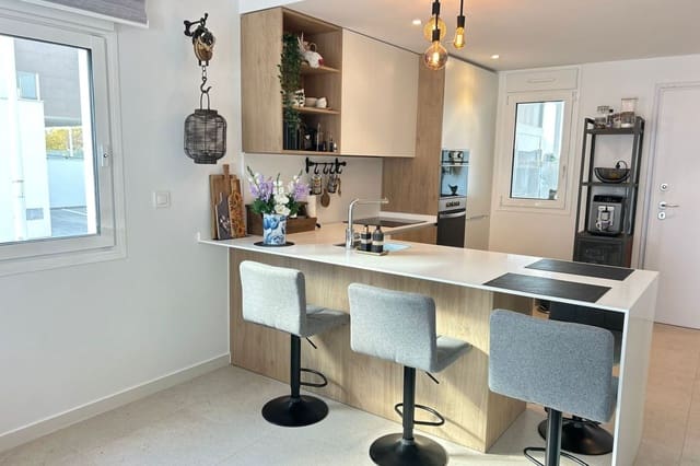 2 slaapkamer Appartement te koop in Pilar de la Horadada ciudad, Pilar de la Horadada met zwembad - € 279.500 (Ref: 9198899)