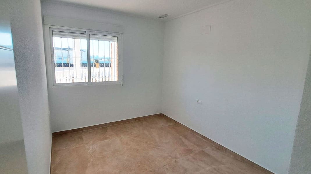 3 bedroom Villa for sale in Catral - € 365,000 (Ref: 9198910)