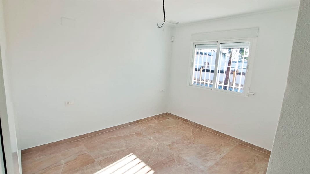 3 bedroom Villa for sale in Catral - € 365,000 (Ref: 9198910)