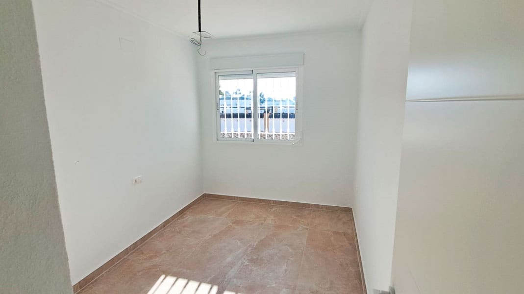 3 bedroom Villa for sale in Catral - € 365,000 (Ref: 9198910)