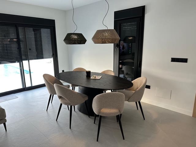 4 chambre Villa/Maison à vendre à Ciudad Quesada, Rojales avec piscine - 657 000 € (Ref: 9198913)