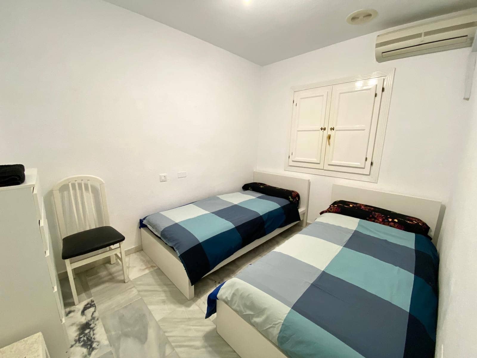 2 soverom Leilighet til salgs i Torrevieja med svømmebasseng garasje - € 214 000 (Ref: 9198920)