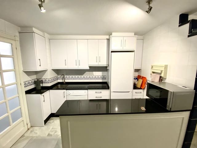 2 soverom Leilighet til salgs i Playa de los Locos, Torrevieja med svømmebasseng garasje - € 214 000 (Ref: 9198920)