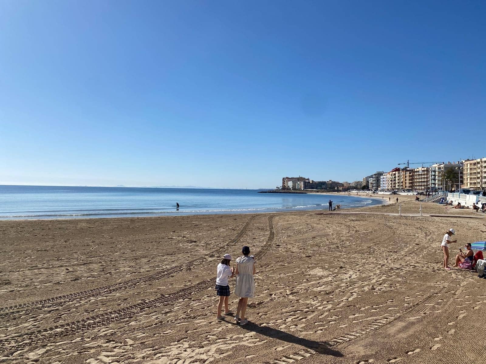 2 soverom Leilighet til salgs i Torrevieja med svømmebasseng garasje - € 214 000 (Ref: 9198920)