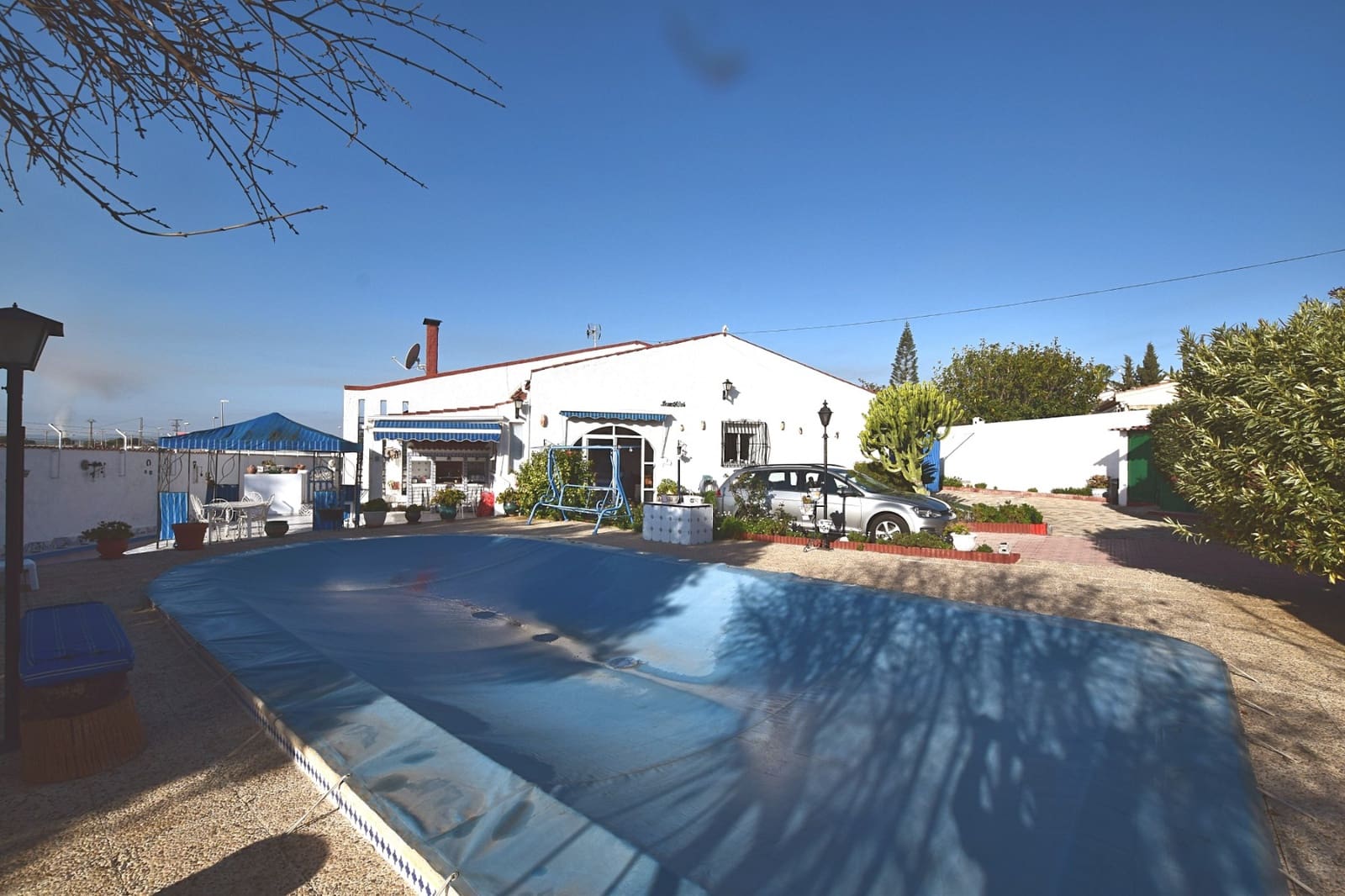 4 makuuhuone Huvila myytävänä paikassa Ciudad Quesada mukana uima-altaan 
autotalli - 420 000 € (Ref: 9198925)