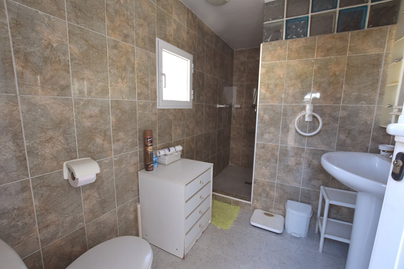 4 makuuhuone Huvila myytävänä paikassa Ciudad Quesada mukana uima-altaan 
autotalli - 420 000 € (Ref: 9198925)