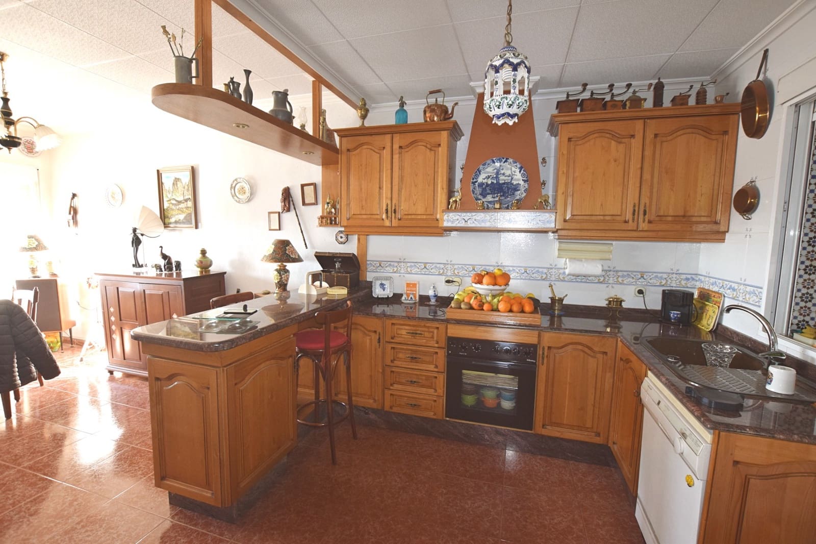 4 makuuhuone Huvila myytävänä paikassa Ciudad Quesada mukana uima-altaan 
autotalli - 420 000 € (Ref: 9198925)