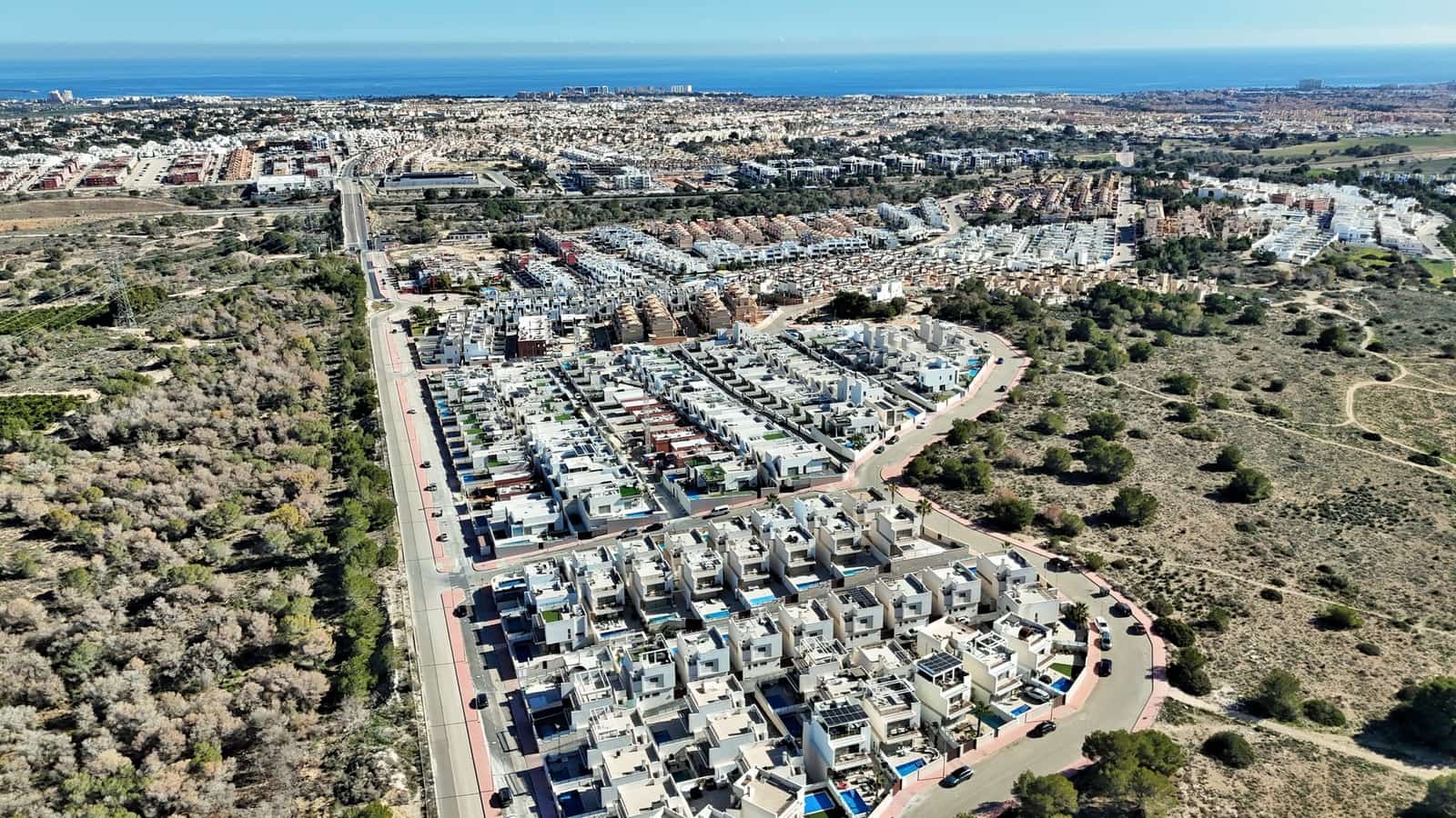 3 quarto Moradia para venda em Villamartin com piscina - 475 000 € (Ref: 9198927)