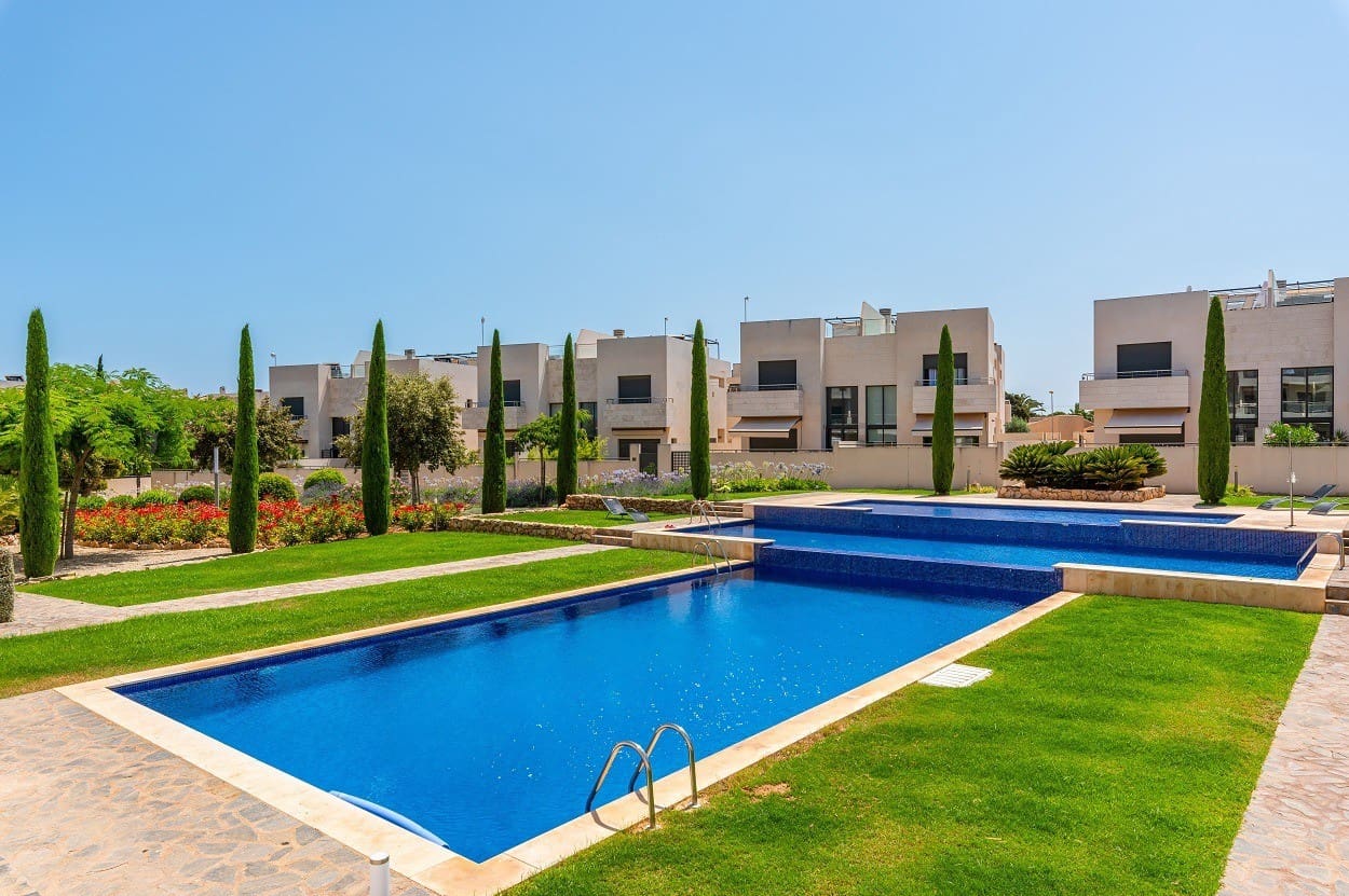 2 bedroom Apartment for sale in Orihuela Costa with pool garage - € 330,000 (Ref: 9198929)