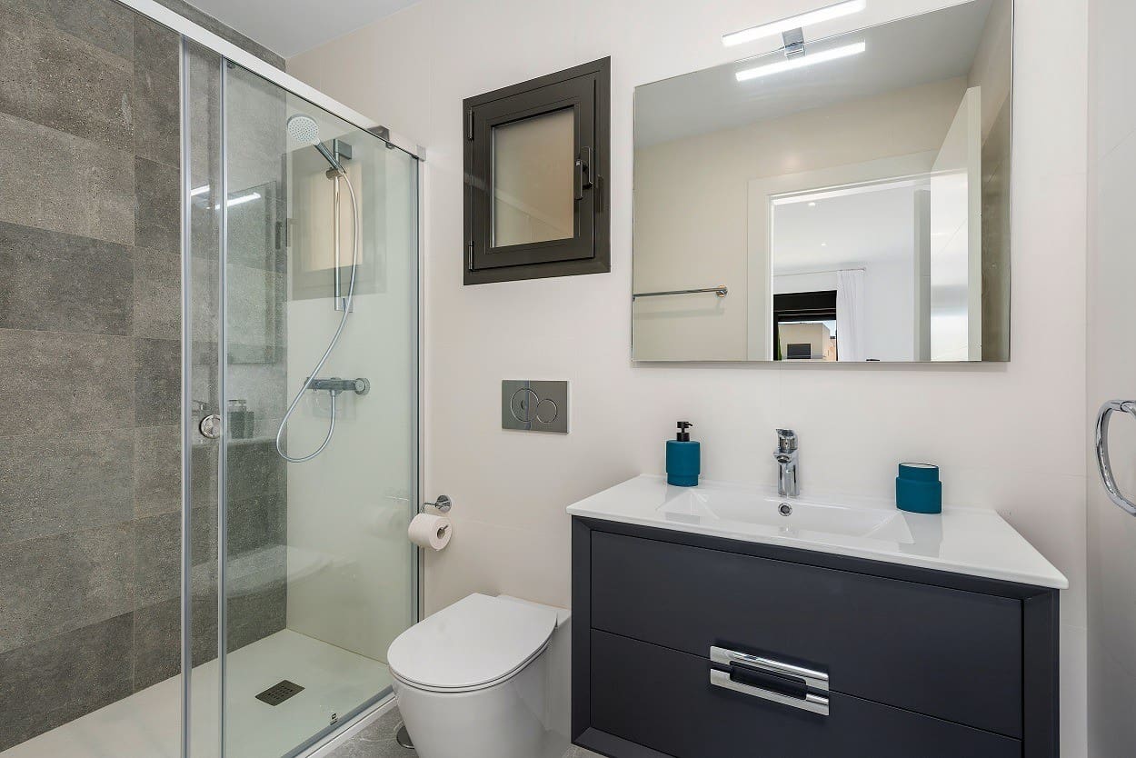 2 bedroom Apartment for sale in Orihuela Costa with pool garage - € 330,000 (Ref: 9198929)