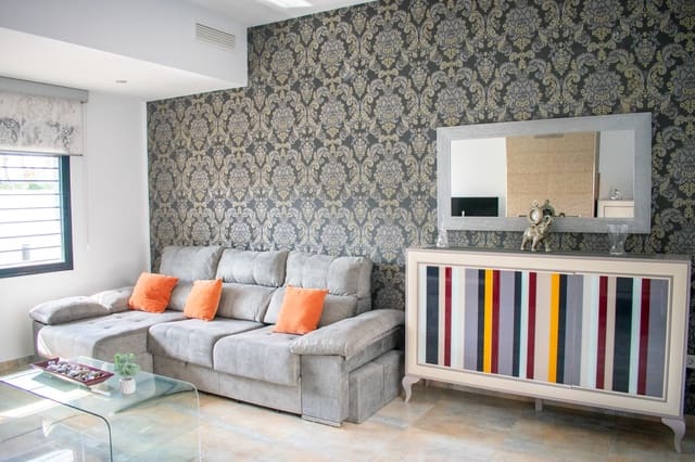 4 slaapkamer Villa te koop in Torre de la Horadada, Pilar de la Horadada met zwembad garage - € 595.000 (Ref: 9198932)