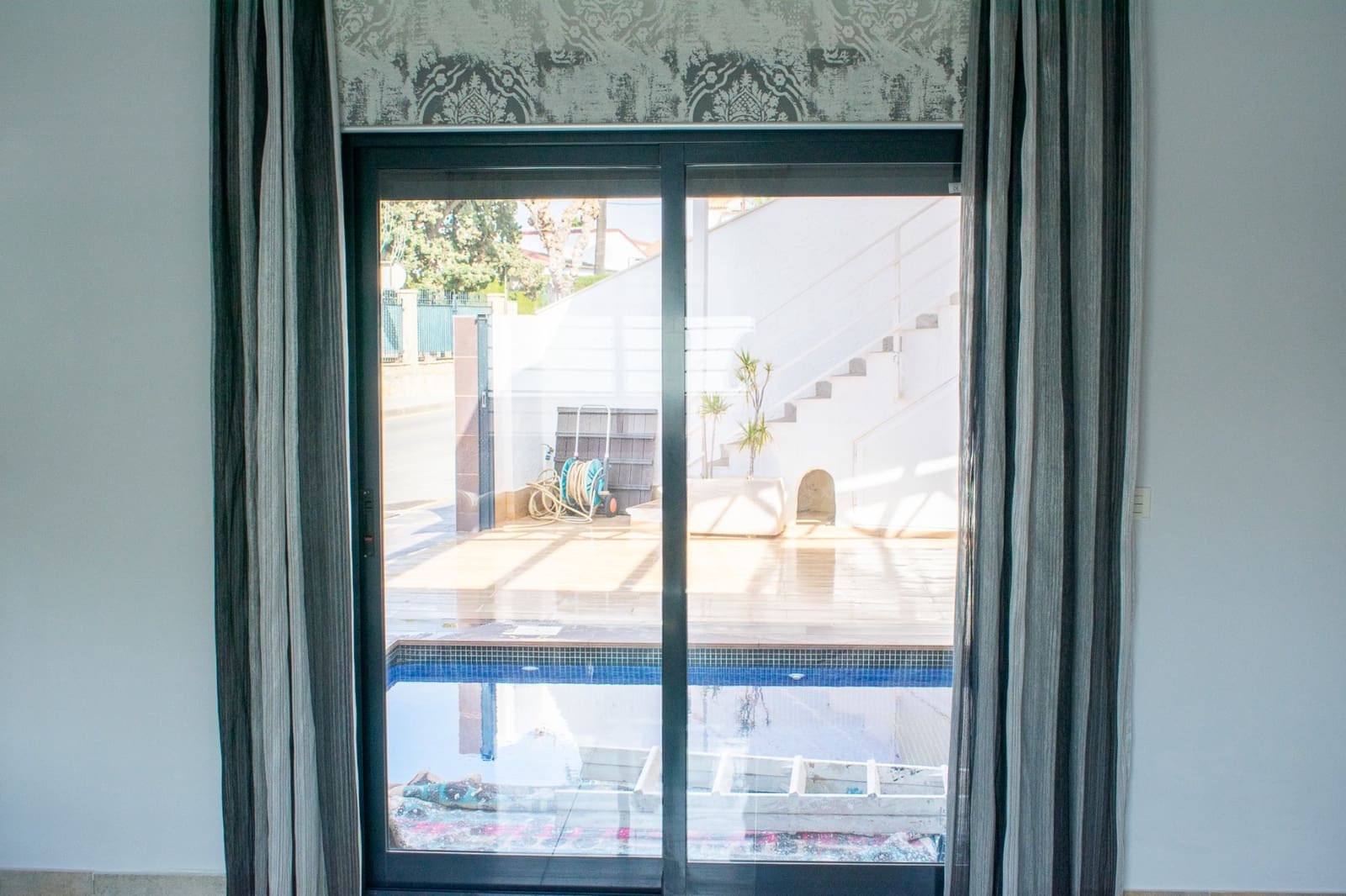 4 slaapkamer Villa te koop in Torre de la Horadada met zwembad garage - € 595.000 (Ref: 9198932)