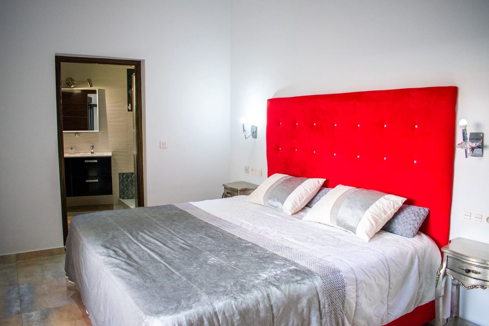 4 slaapkamer Villa te koop in Torre de la Horadada met zwembad garage - € 595.000 (Ref: 9198932)