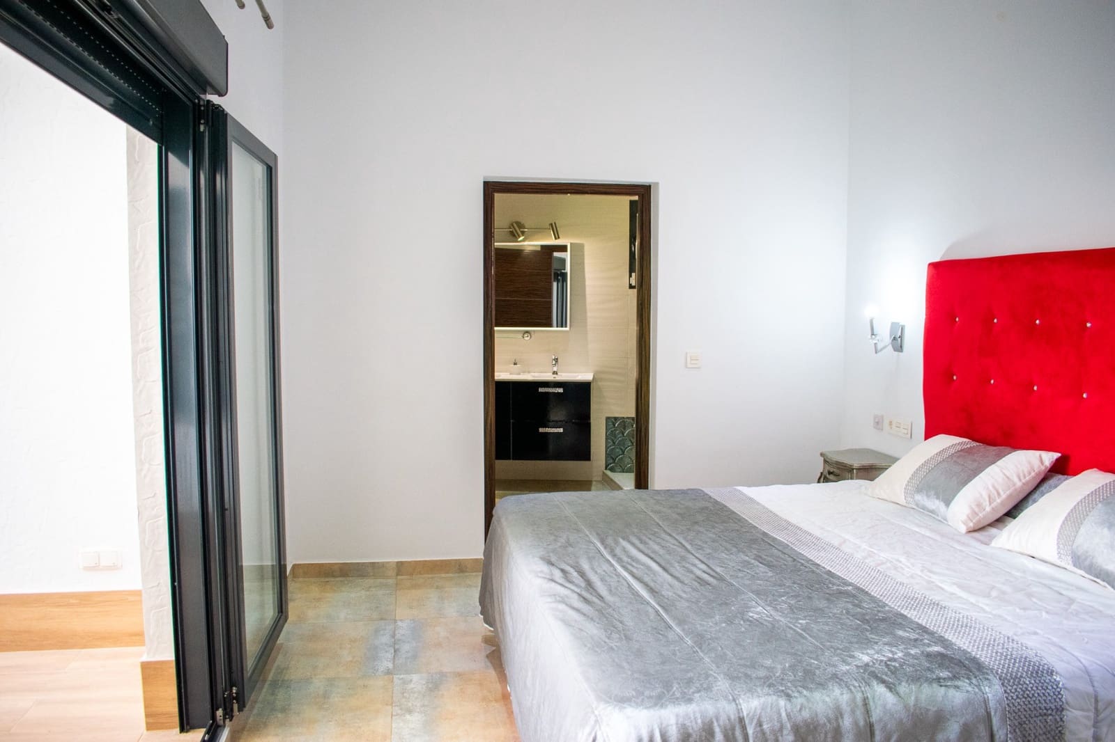 4 slaapkamer Villa te koop in Torre de la Horadada met zwembad garage - € 595.000 (Ref: 9198932)