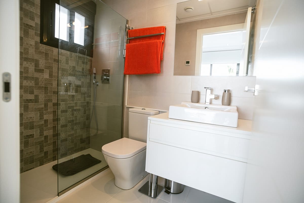 3 soveværelse Villa til salg i Orihuela Costa med swimmingpool - € 485.000 (Ref: 9198933)