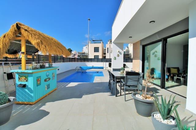 3 sovrum Villa till salu i Villamartin, Orihuela med pool - 405 000 € (Ref: 9198936)