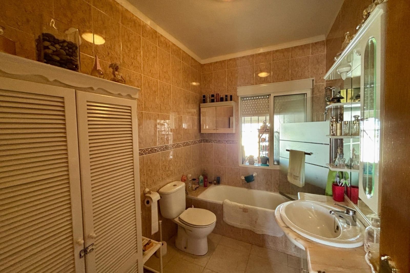 Chalet de 4 habitaciones en Ciudad Quesada en venta con piscina garaje - 420.000 € (Ref: 9198938)