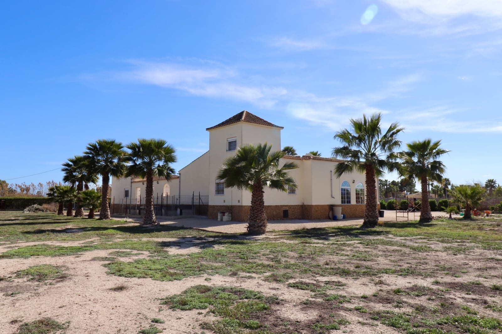 5 slaapkamer Villa te koop in Catral met zwembad - € 399.000 (Ref: 9198939)