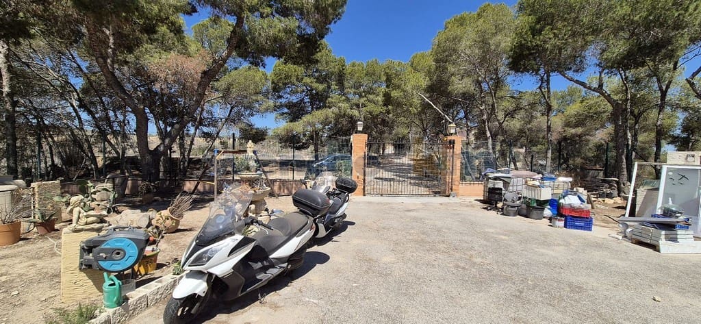 8 Zimmer Villa zu verkaufen in Los Balcones mit Pool Garage - 729.950 € (Ref: 9198945)