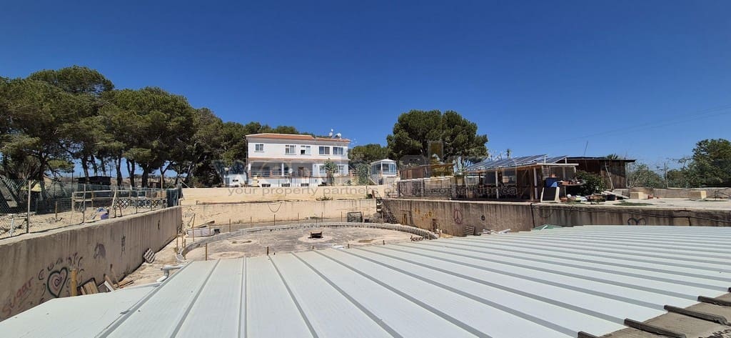 8 Zimmer Villa zu verkaufen in Los Balcones mit Pool Garage - 729.950 € (Ref: 9198945)