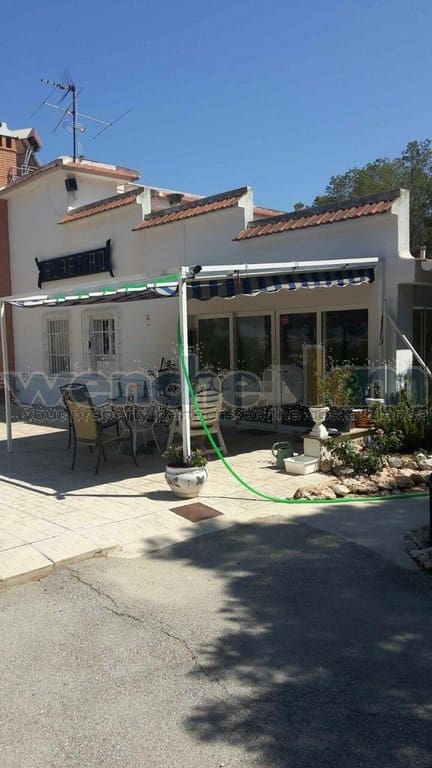 8 Zimmer Villa zu verkaufen in Los Balcones mit Pool Garage - 729.950 € (Ref: 9198945)