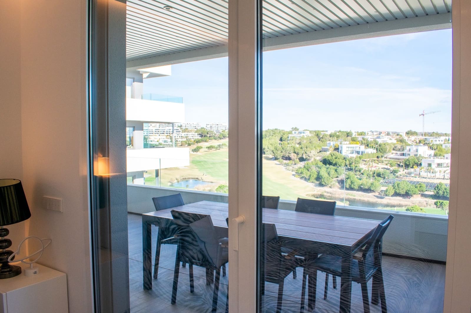 3 chambre Appartement à vendre à Las Colinas Golf avec piscine garage - 829 000 € (Ref: 9198946)