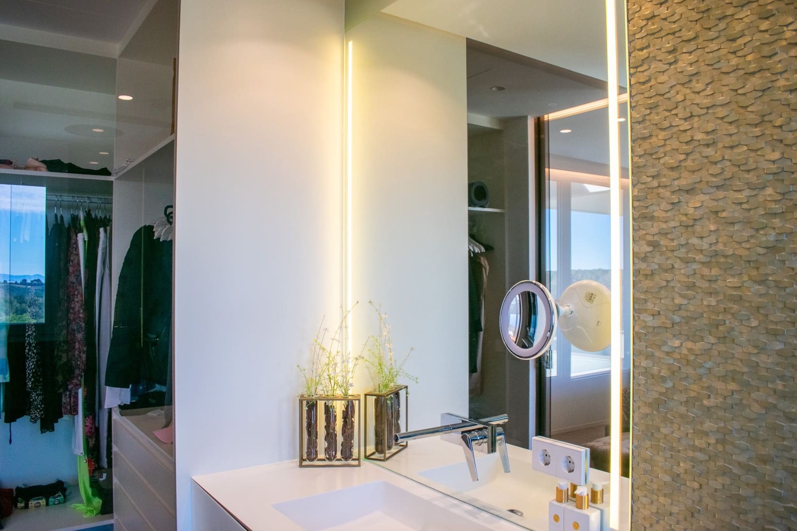 3 chambre Appartement à vendre à Las Colinas Golf avec piscine garage - 829 000 € (Ref: 9198946)