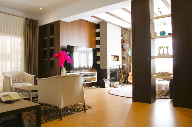 5 slaapkamer Villa te koop in Dehesa de Campoamor, Orihuela met zwembad garage - € 1.100.000 (Ref: 9198952)