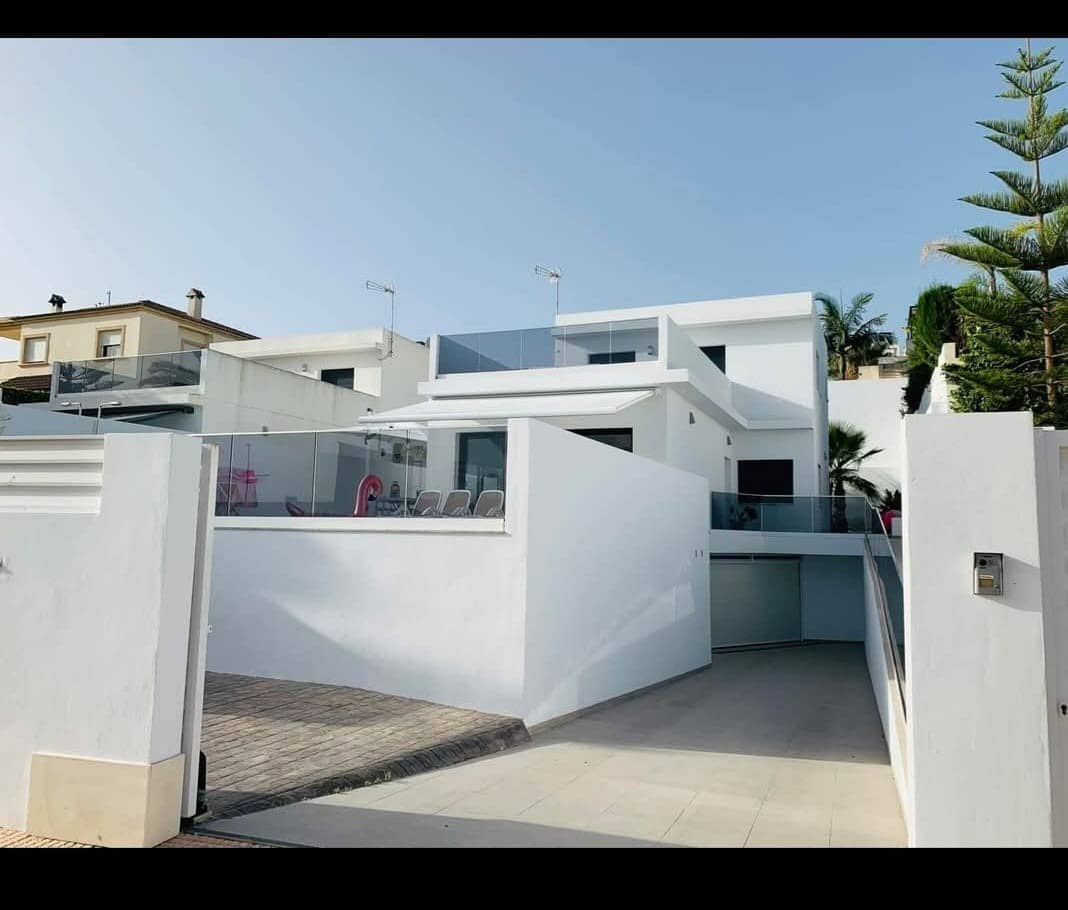 3 Zimmer Villa zu verkaufen in San Fulgencio mit Pool Garage - 599.000 € (Ref: 9198957)