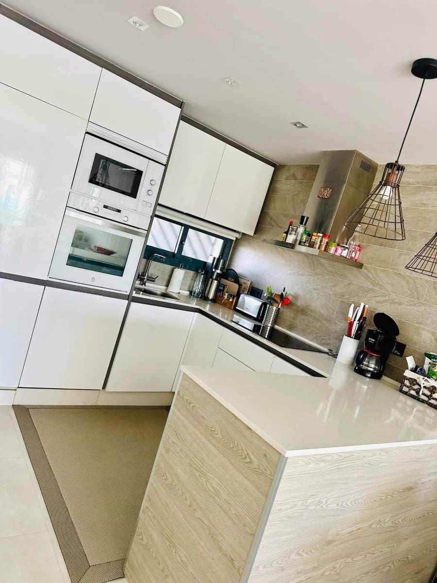 2 chambre Appartement à vendre à El Raso avec piscine garage - 289 000 € (Ref: 9198960)