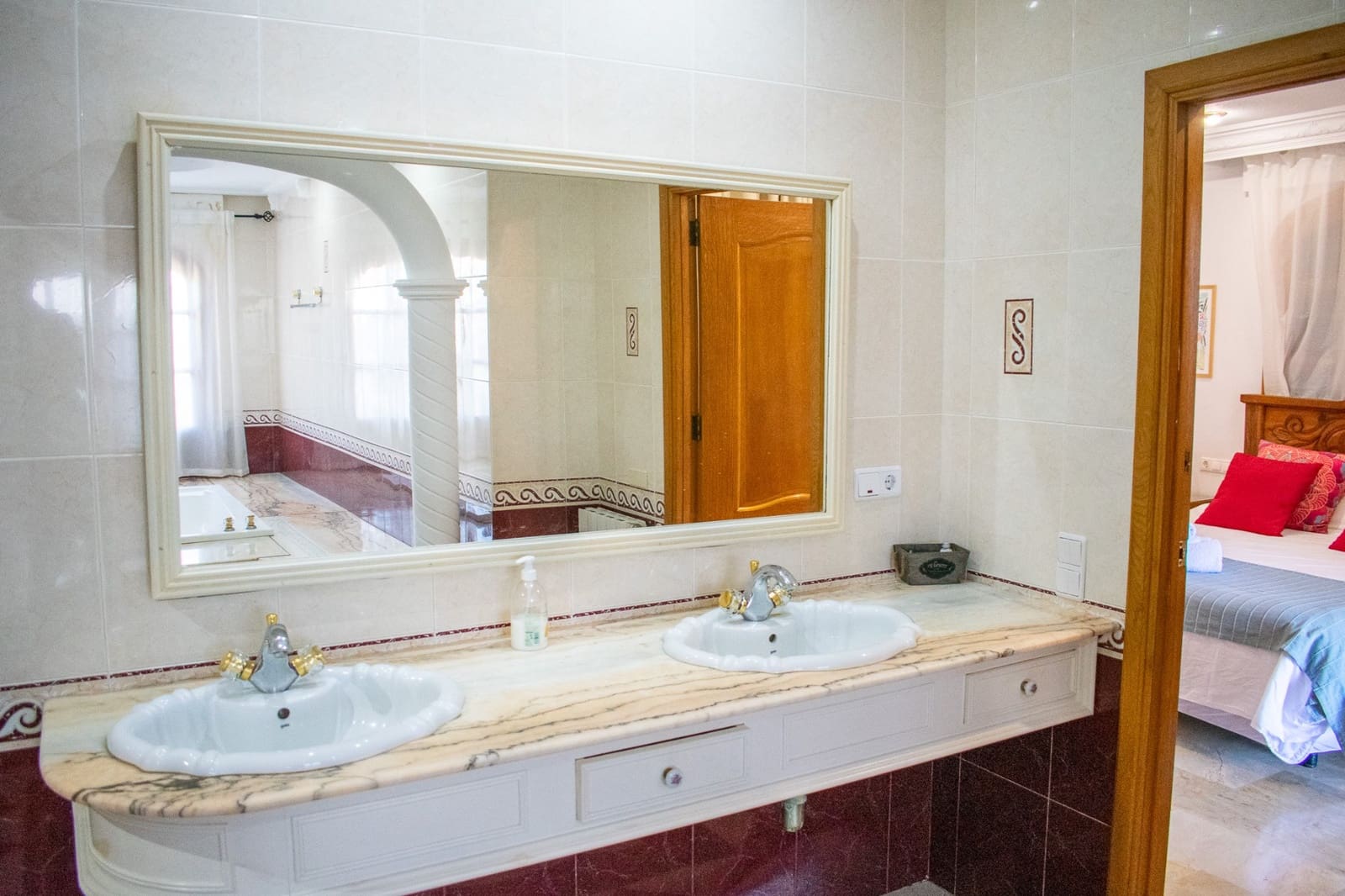 12 soverom Villa til salgs i Crevillente / Crevillent med svømmebasseng garasje - € 1 400 000 (Ref: 9198961)