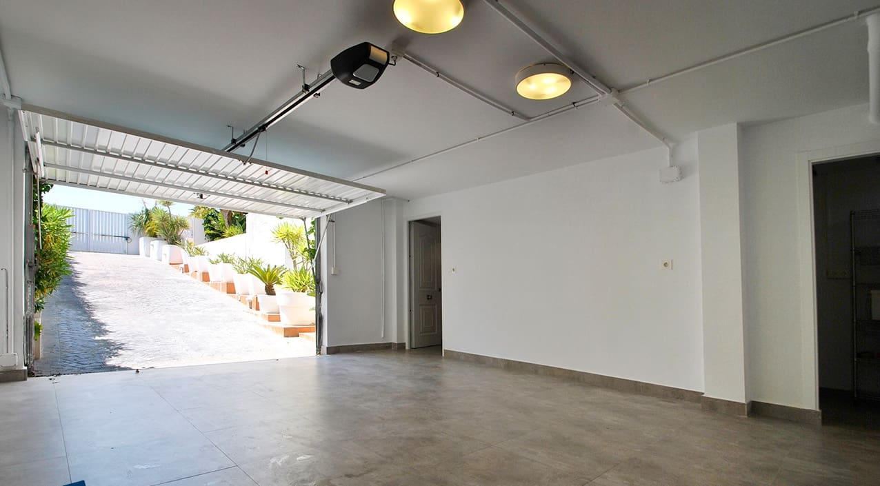 5 soveværelse Villa til salg i La Marina med swimmingpool garage - € 612.680 (Ref: 9198965)