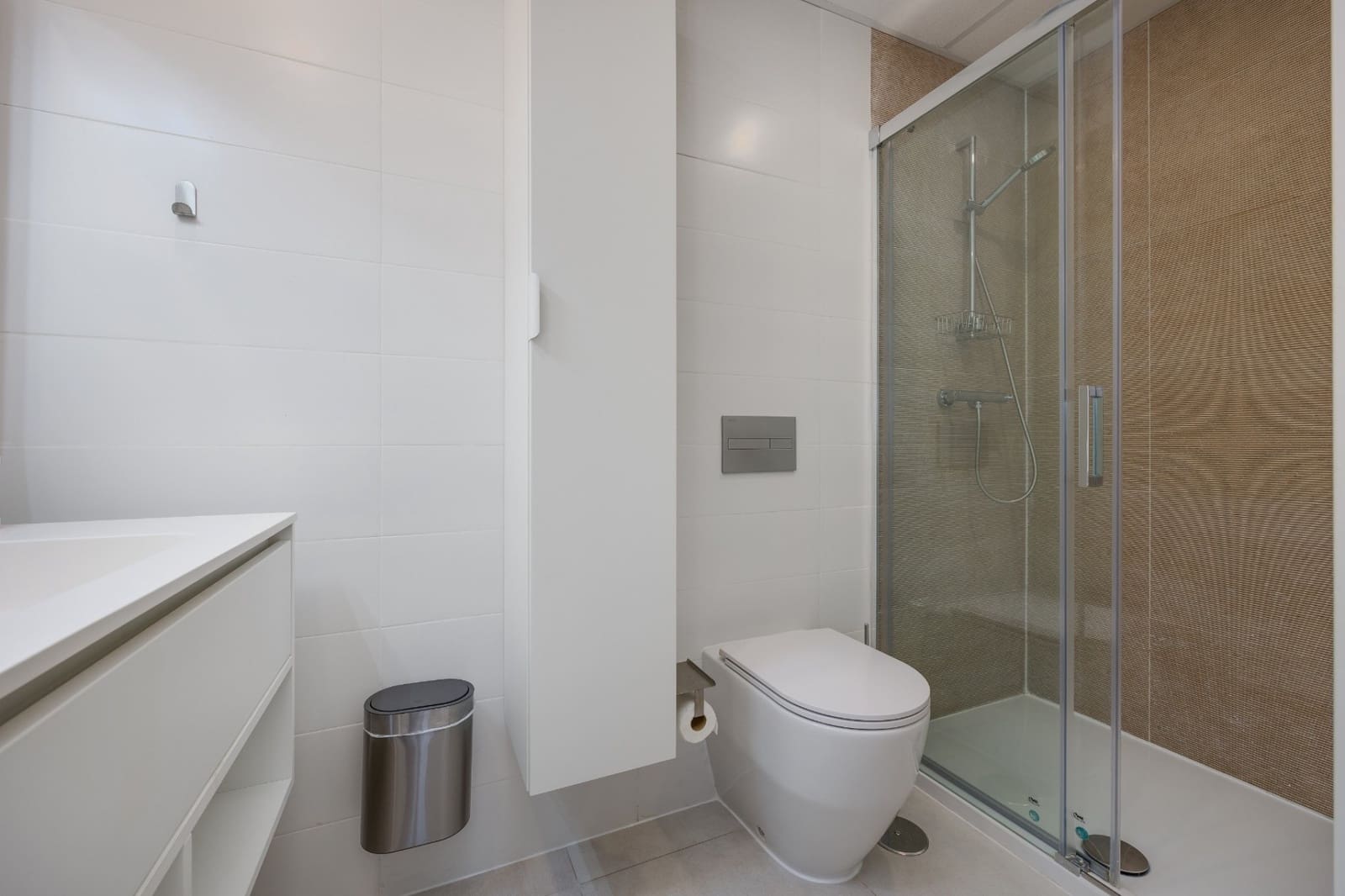 2 soveværelse Lejlighed til salg i Playa Flamenca med swimmingpool garage - € 259.000 (Ref: 9198967)