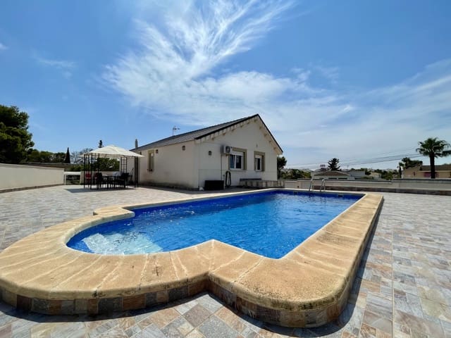 Chalet de 5 habitaciones en Los Balcones en venta con piscina garaje - 659.000 € (Ref: 9198971)