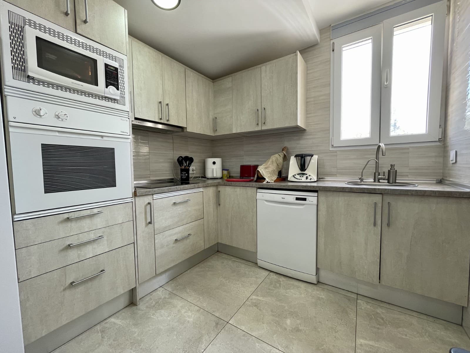 Chalet de 5 habitaciones en Los Balcones en venta con piscina garaje - 659.000 € (Ref: 9198971)