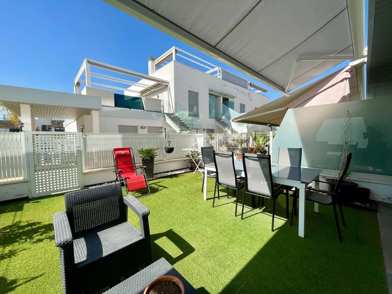 2 sypialnia Apartament na sprzedaż w Villamartin z basenem garażem - 245 000 € (Ref: 9198972)